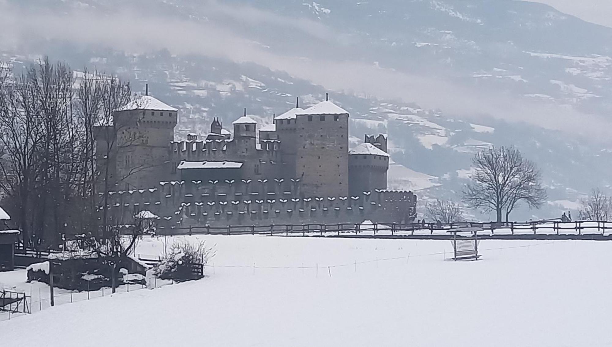フェーニス Vue Du Chateauヴィラ エクステリア 写真